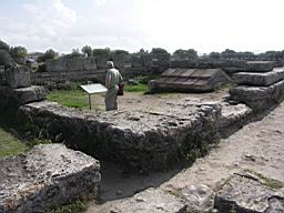 Paestum - Buried Shrine (2).JPG